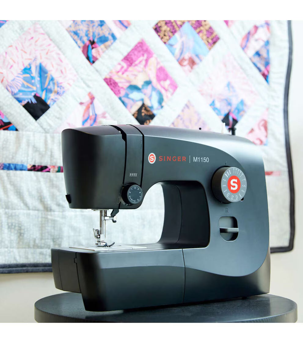 SINGER M1150 Black Sewing Machine