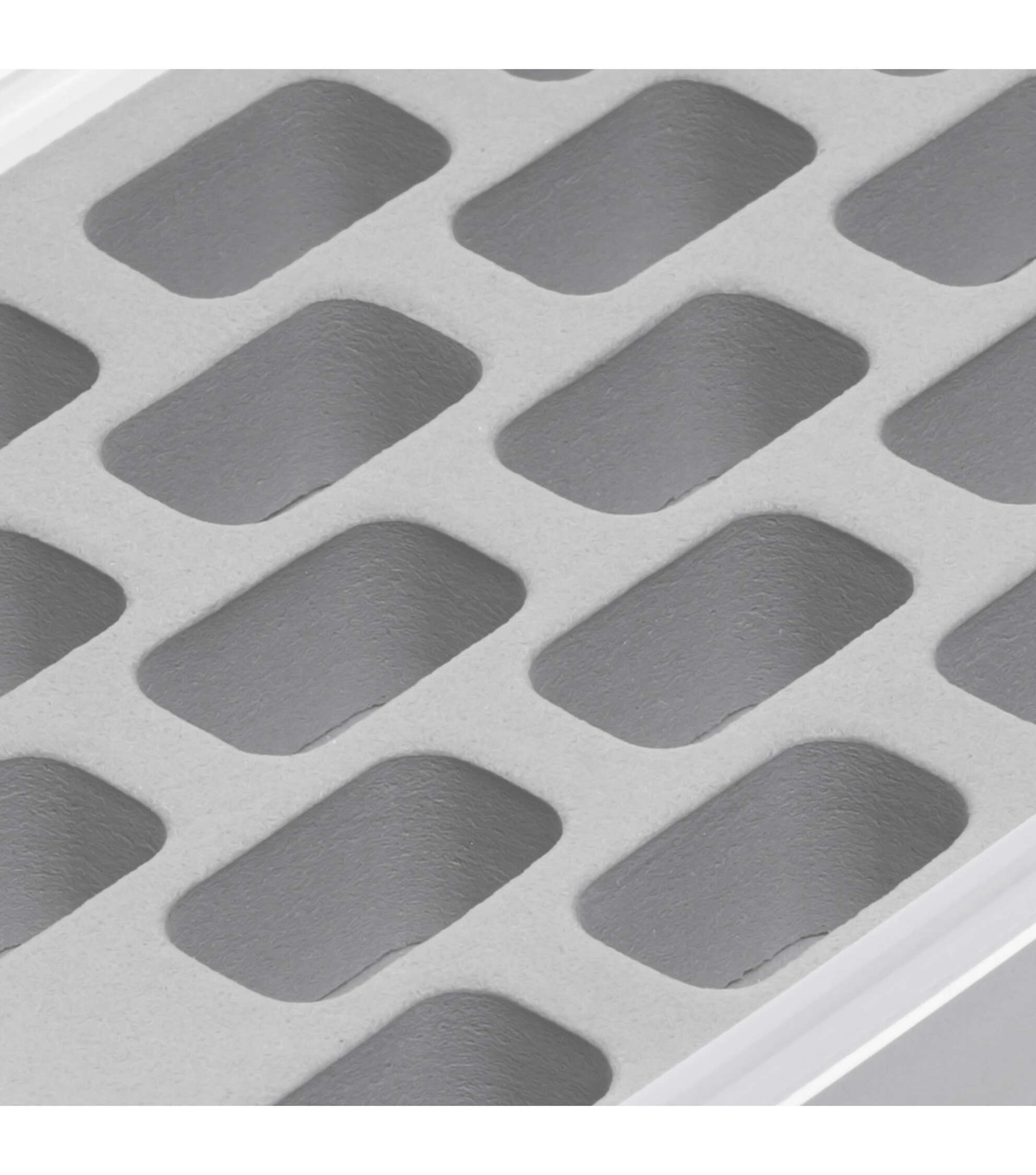 Dritz Bobbin Box, Stores 28 Bobbins